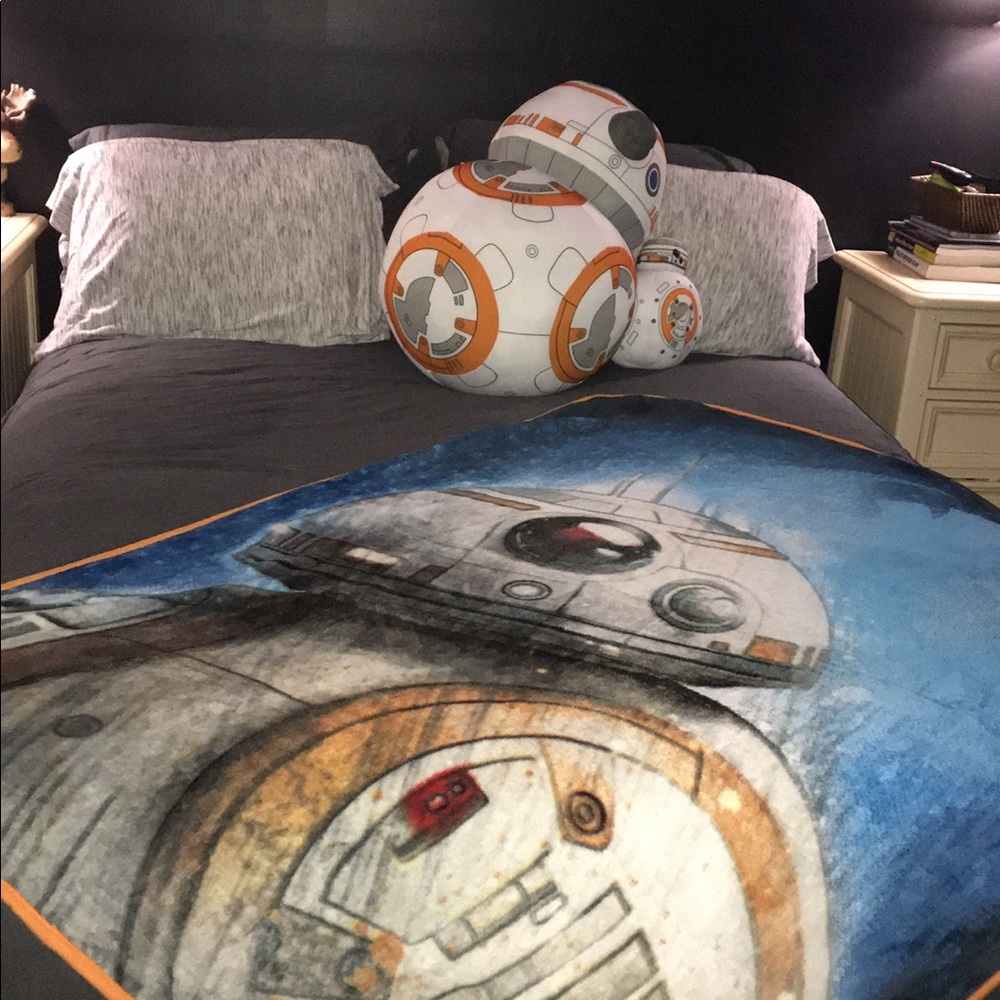 Calvin Klein Queen Duvet Set